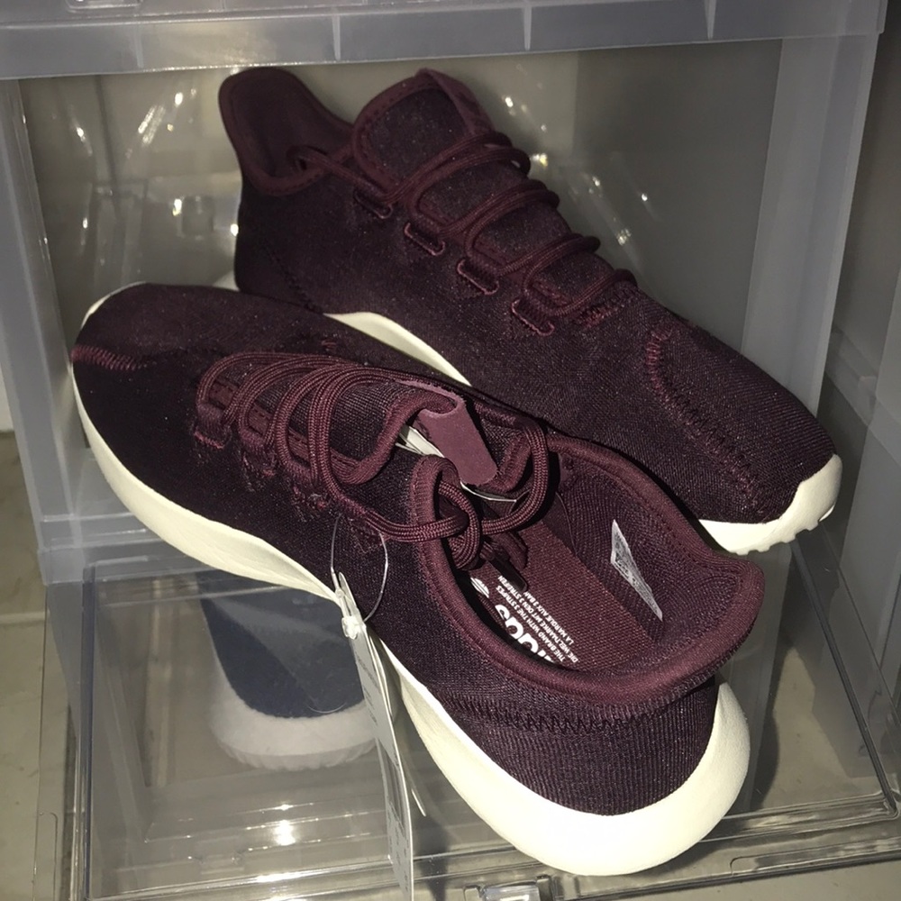 Adidas tubular shadow size us 8. **BRAND NEW